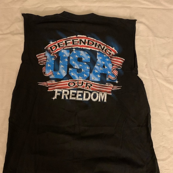 XL Men’s Patriotic Tank Top - Picture 2 of 2